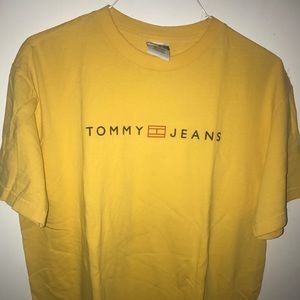 Tommy Hilfiger Vintage (Rare) Large (medium fit)